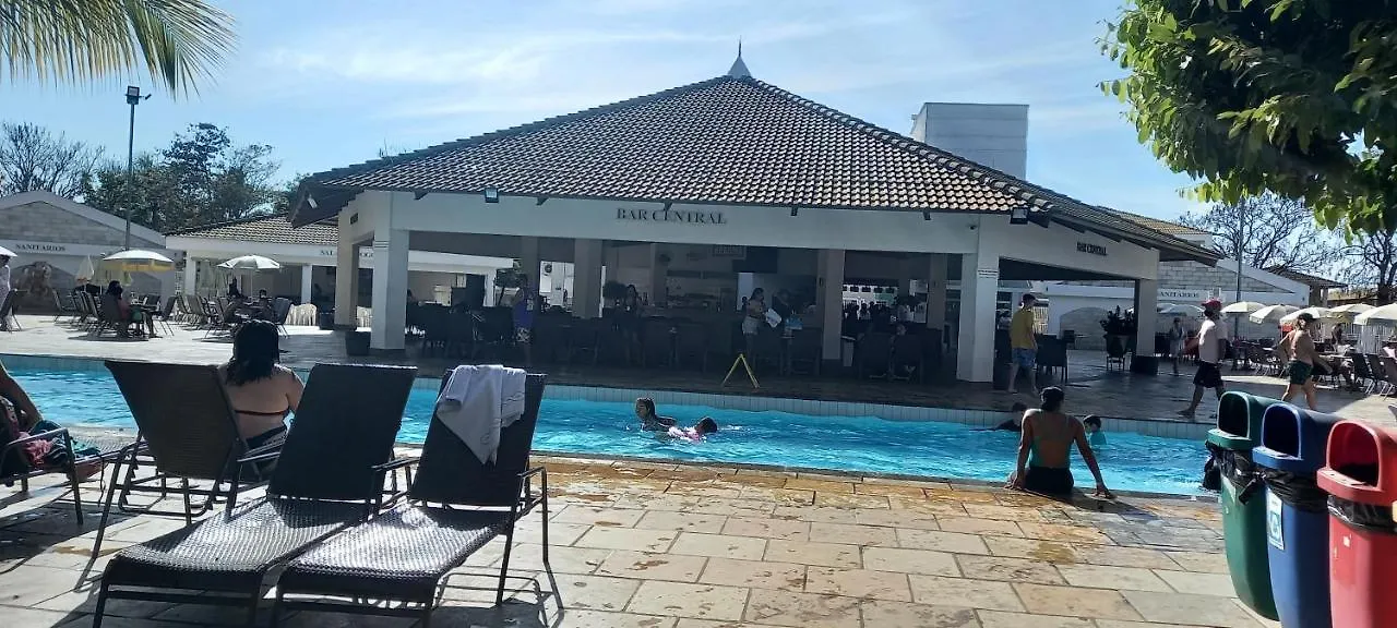 Casa de Férias Flats Condomínio Lacqua diRoma I Jardins Aqua Parque Brasil
